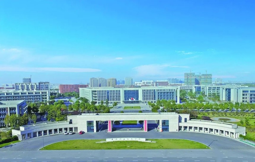 泰州職業(yè)技術(shù)學院1.jpg
