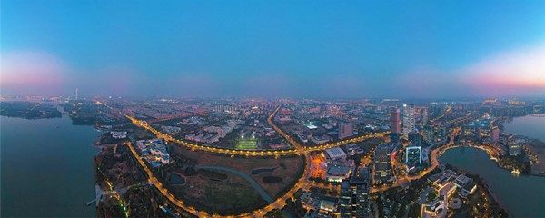 看！蘇州市職業(yè)大學好一抹晚霞！_副本.jpg