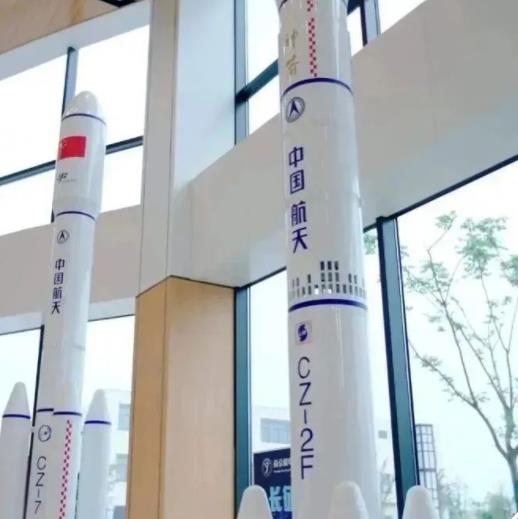 太牛了，南京這所高校送衛(wèi)星上天啦！7.jpg