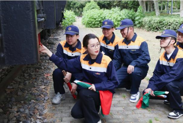 在南鐵院，體驗(yàn)“特種兵”式生活！.jpg
