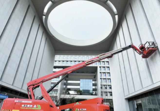 9億！C9高校，南下布局2.jpg
