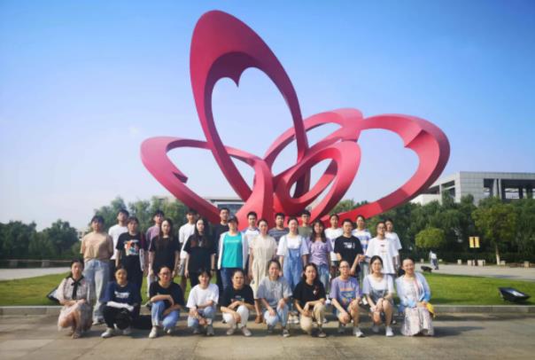 優(yōu)質(zhì)辦學(xué)成果得到社會認(rèn)可1.jpg