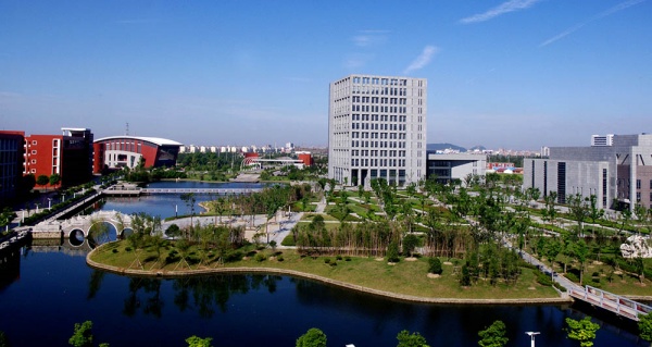 江蘇航運(yùn)職業(yè)技術(shù)學(xué)院3_副本.jpg