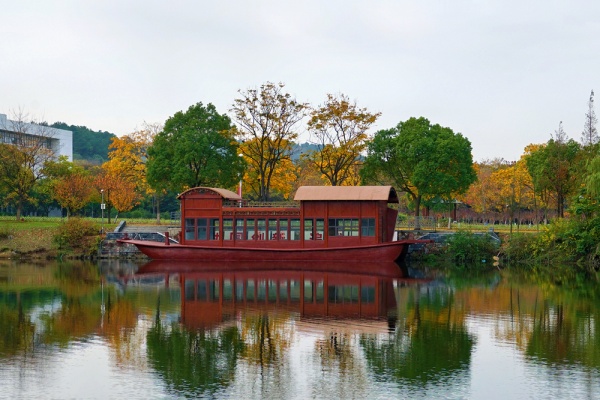 無錫商業(yè)職業(yè)技術(shù)學(xué)院：校園文化特色景點，點亮學(xué)府風(fēng)采3_副本.jpg