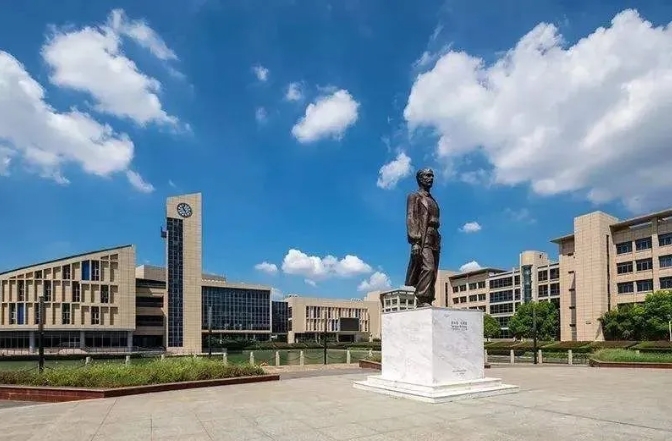 你理想中的大學，是怎樣的？蘇衛(wèi)告訴你答案！24.png