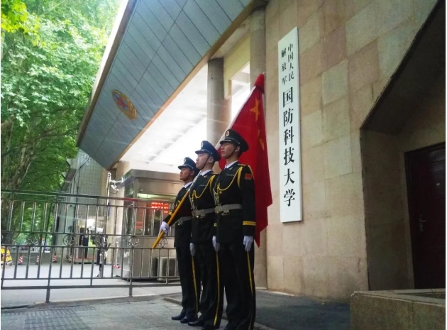 為什么選擇信息支援部隊(duì)工程大學(xué)？十大理由快來get！4.png
