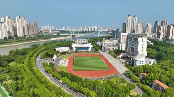 信息支援部隊工程大學2.jpg
