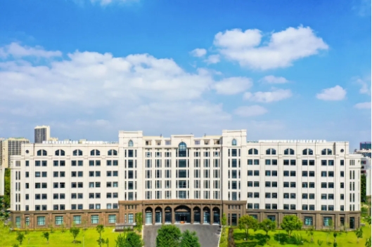 2025年復(fù)旦大學(xué)“人工智能與未來”高中生暑期科學(xué)營招生簡章.png
