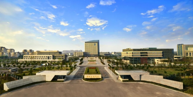 江海職業(yè)技術(shù)學(xué)院2025年江蘇3+2分段培養(yǎng)項(xiàng)目2.jpg