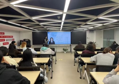 江衛(wèi)冬日集 這些藏在朋友圈里的甜，是青春的“溫度特調(diào)”25.png